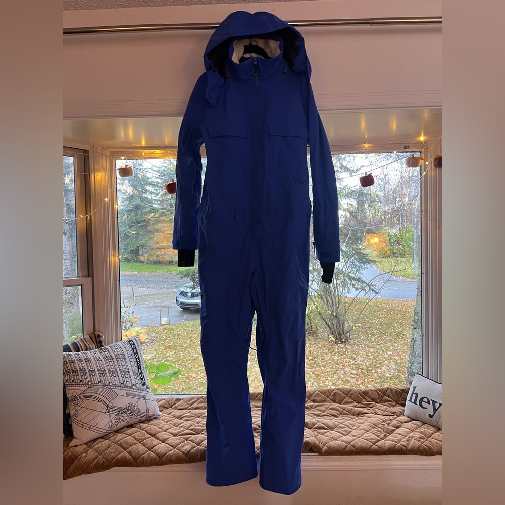 FW Catalyst insulated one piece ☃️🎿